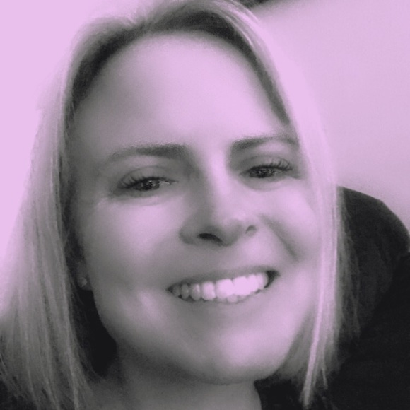 Meet your Posher, Jennifer - Picture 1 of 1